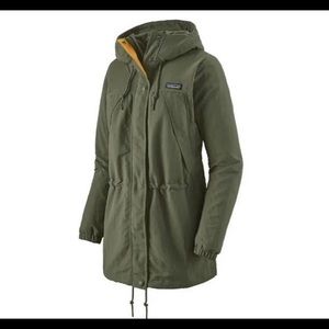 Patagonia Women’s SkyForest Parka XS